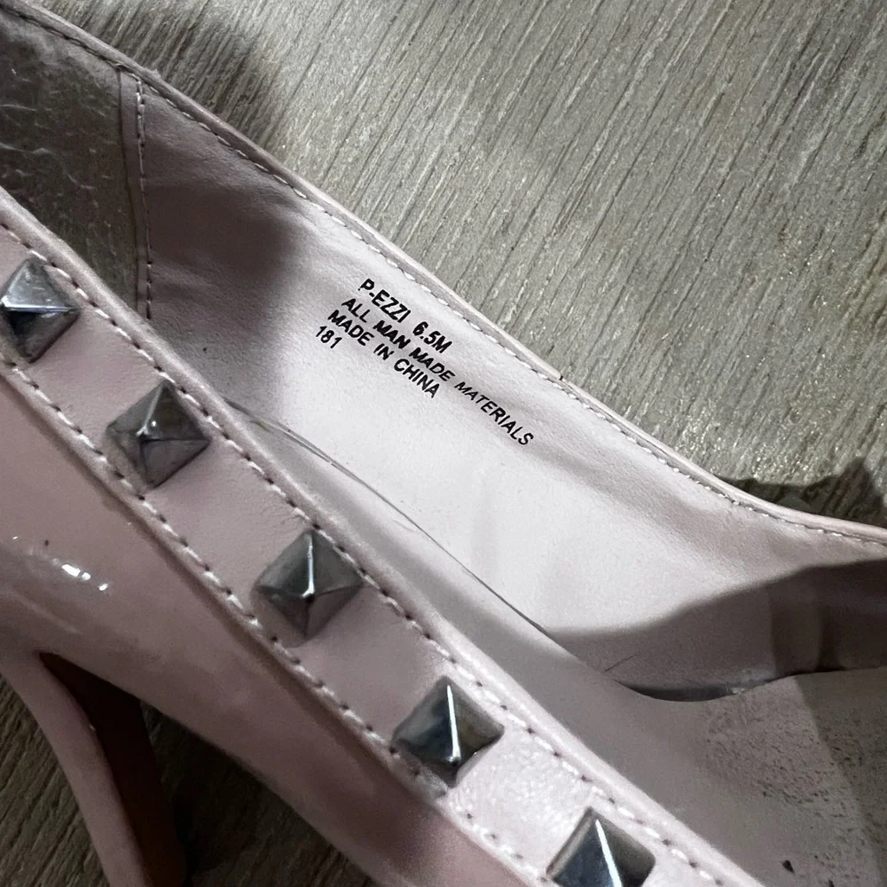Steve Madden Pezzi Nude Patent Studded Pumps Heels 6.5